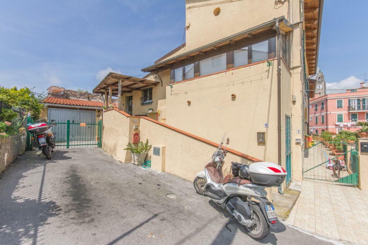Pedalando Sul Mare Villa Finale Ligure Exterior photo